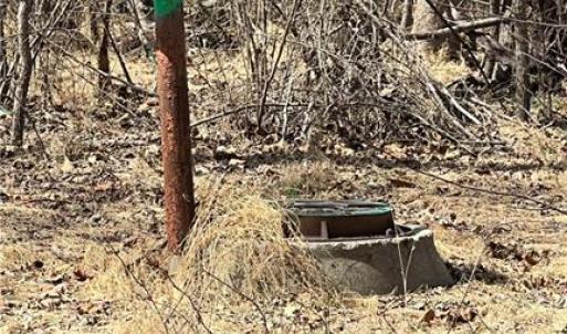 Sewer line easement markers