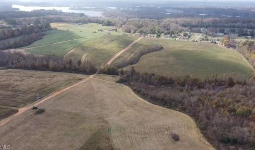 Photo #5 of 9135 US Highway 220, Randleman, NC 284.9 acres