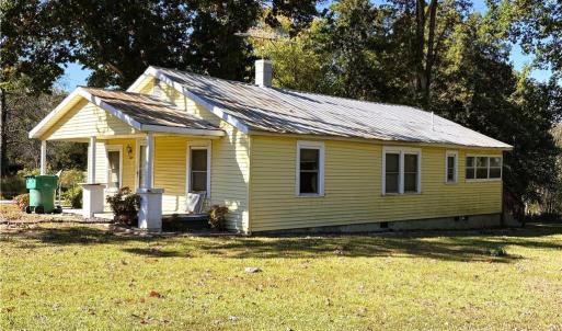 House 2 (589 Barker Rd)