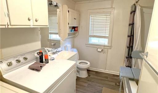 House 2 (589 Barker Rd)