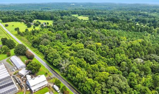 Photo #5 of 5424 Wild Turkey, Whitsett, NC 3.5 acres