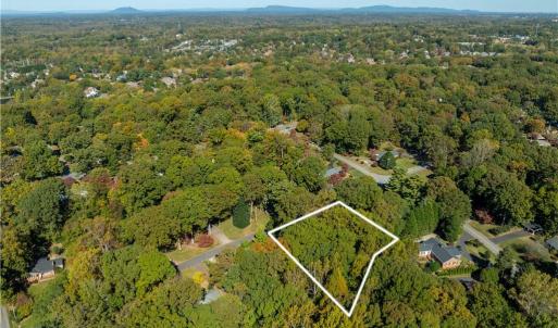 Photo #3 of 1039 Huntingdon, Winston-Salem, NC 0.3 acres