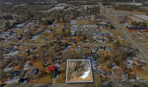 Photo #3 of 210 Paramount, High Point, NC 0.5 acres