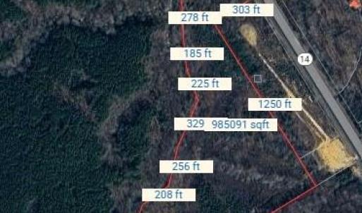 Screenshot of the residential portion with measurements. Lot lines and dimensions are approximate.