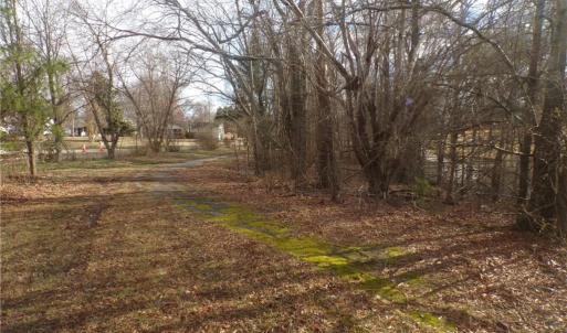 Looking back toward the entrance.