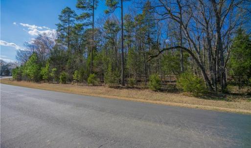 Photo #3 of 288 Emerald Isle, Lexington, NC 2.7 acres