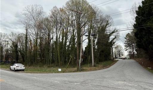 Photo #7 of 212 Westview, High Point, NC 0.7 acres