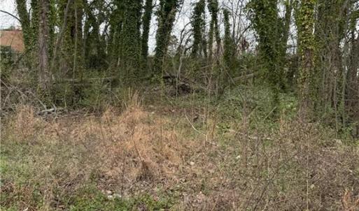 Photo #8 of 212 Westview, High Point, NC 0.7 acres
