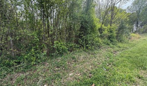 Photo #1 of 9184 County Line, Kernersville, NC 3.9 acres