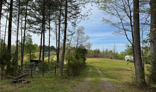 Photo #4 of 6988 Salem Chapel, Walnut Cove, NC 62.6 acres