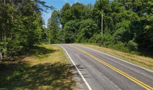 Photo #3 of 7767 Pearman Quarry, Kernersville, NC 32.1 acres