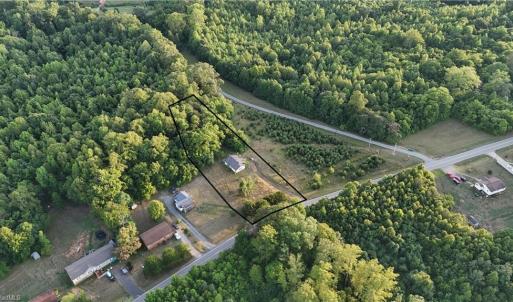 Photo #5 of 554 Brooks, Reidsville, NC 1.1 acres