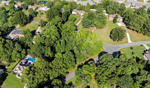 Photo #7 of 5303 Forest Oaks, Greensboro, NC 0.9 acres