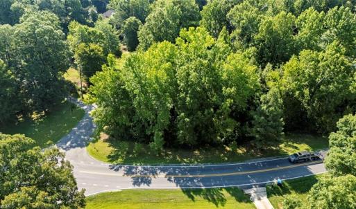 Photo #5 of 5303 Forest Oaks, Greensboro, NC 0.9 acres