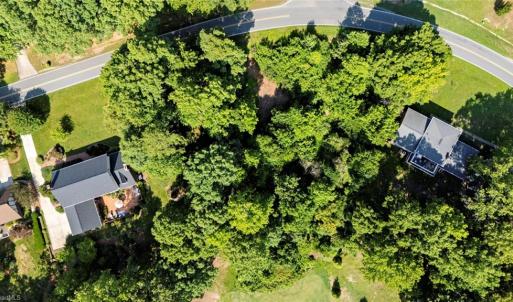 Photo #8 of 4929 Edinborough, Greensboro, NC 0.5 acres