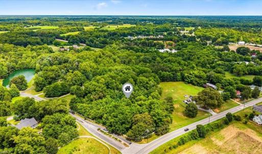 Enjoy the peaceful setting of Moss Creek~