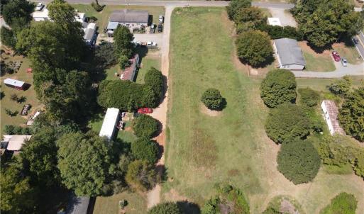 Photo #4 of Holly Hill, Lexington, NC