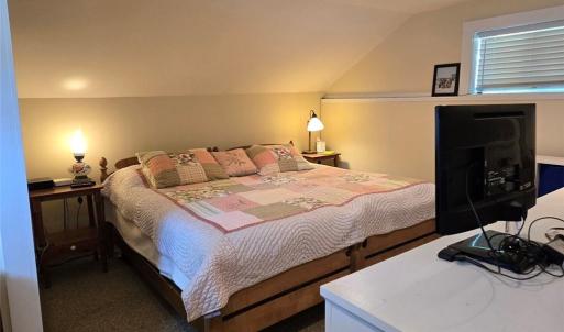 Bedroom - upper level