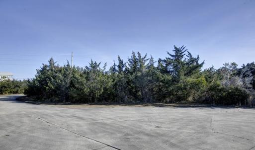 Photo #4 of 27200 Juliann Court, Salvo, NC 0.5 acres