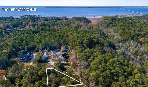 Photo #8 of 220 Sunnyside Drive, Manteo, NC