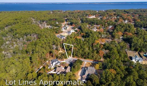 Photo #14 of 220 Sunnyside Drive, Manteo, NC