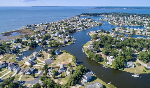 Photo #10 of 104 King William Court, Kill Devil Hills, NC 0.2 acres