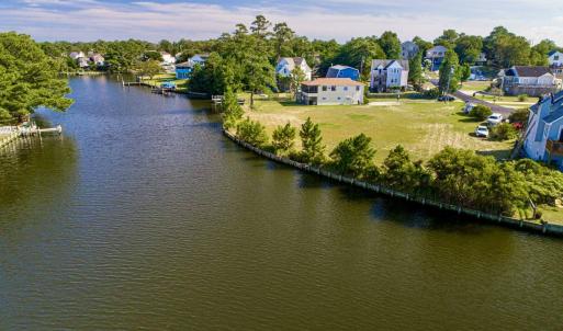 Photo #11 of 104 King William Court, Kill Devil Hills, NC 0.2 acres