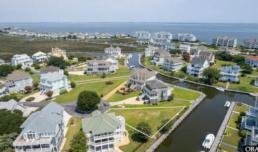 Photo #4 of 22 Spinnaker Court, Manteo, NC