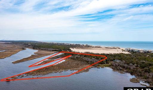 Prime Location for a Coastal Escape!