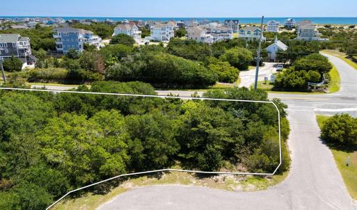 Photo #3 of 27197 Live Oak Court, Salvo, NC 0.4 acres