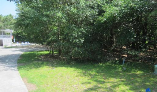 Photo #16 of 134 Goose Feather Lane, Southern Shores, NC 0.5 acres