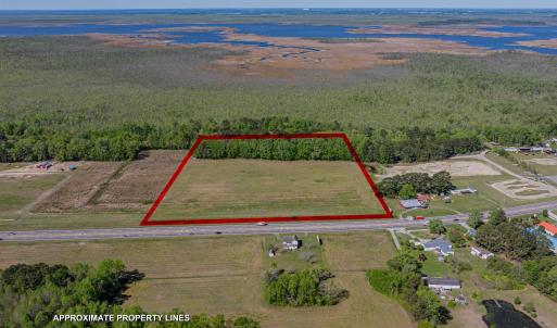 Photo #4 of 5720 Caratoke Highway, Poplar Branch, NC