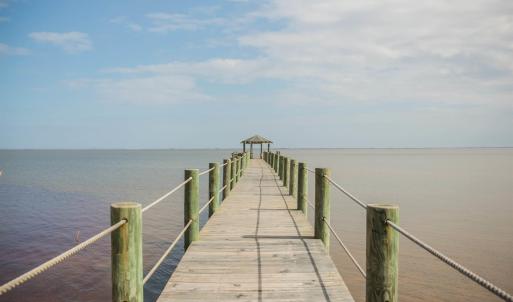 Community Pier