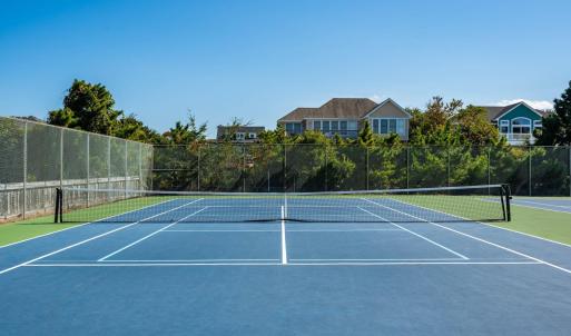 Tennis/Pickleball Court