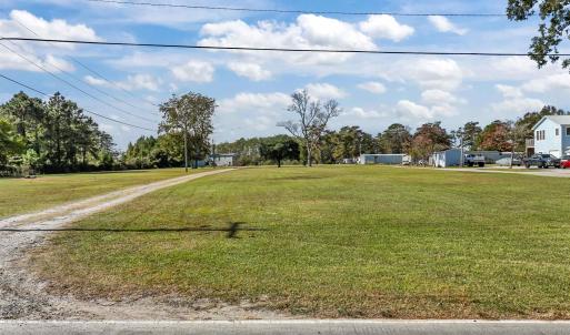 Photo #1 of 7636 Shipyard Road, Manns Harbor, NC