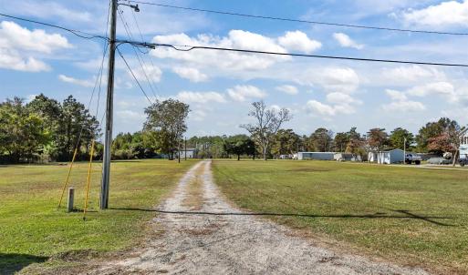 Photo #2 of 7636 Shipyard Road, Manns Harbor, NC