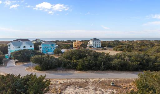 Photo #5 of 41199 Yardarm Court, Avon, NC 0.4 acres