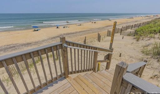 Multiple Beach Accesses w/Parking