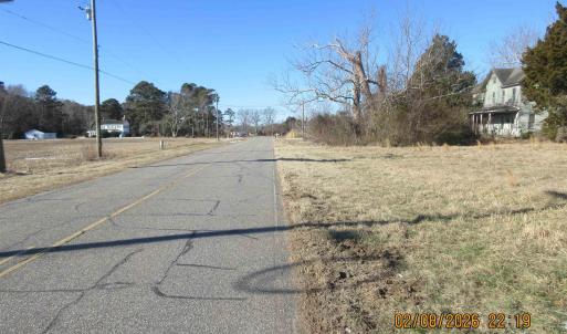 Photo #5 of 170 Fisher Landing Road, Jarvisburg, NC 2.6 acres