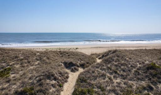 Photo #10 of 42191 Shallow Point Drive, Avon, NC 0.4 acres