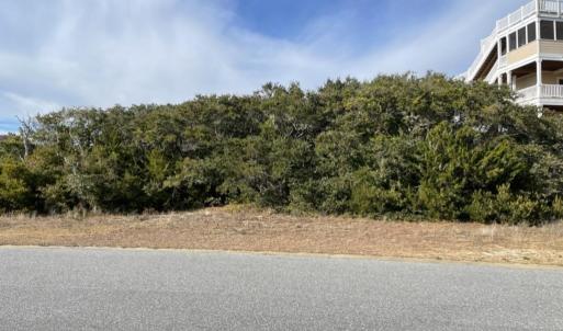 Photo #10 of 41226 Silversands Ct, Avon, NC 0.7 acres