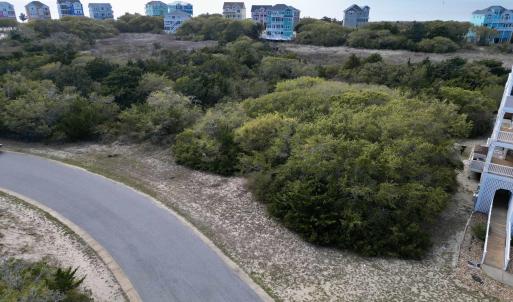 Photo #2 of 41226 Silversands Ct, Avon, NC 0.7 acres