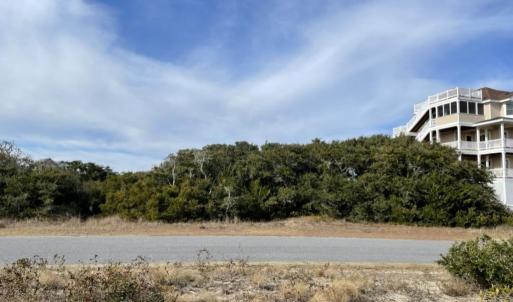 Photo #6 of 41226 Silversands Ct, Avon, NC 0.7 acres