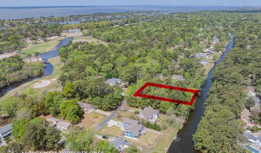 Photo #5 of 60 Duck Woods Drive, Southern Shores, NC