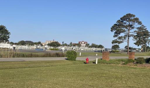 Photo #6 of 135 Fort Hugar Way, Manteo, NC 0.5 acres