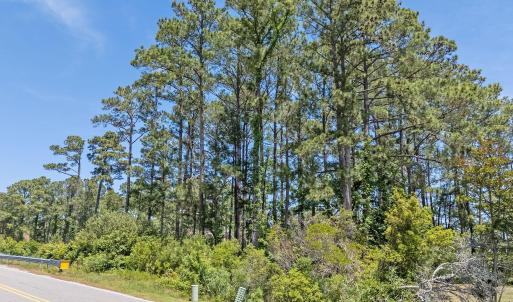 Photo #12 of 1144 Burnside Road, Manteo, NC 0.5 acres
