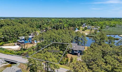 Photo #6 of 1144 Burnside Road, Manteo, NC 0.5 acres