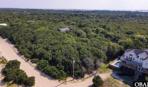 Photo #5 of 2060 Sandpiper Road, Corolla, NC