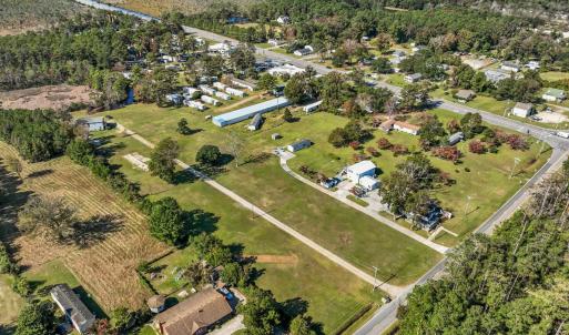 Photo #3 of 7637 Shipyard Road, Manns Harbor, NC