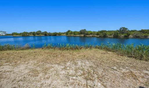 Photo #3 of 41229 Silversands Ct, Avon, NC 0.5 acres